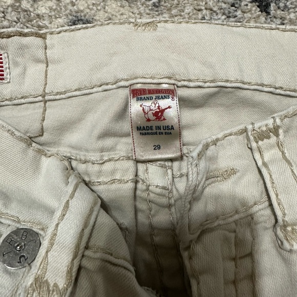 True Religion - Picture 4 of 5